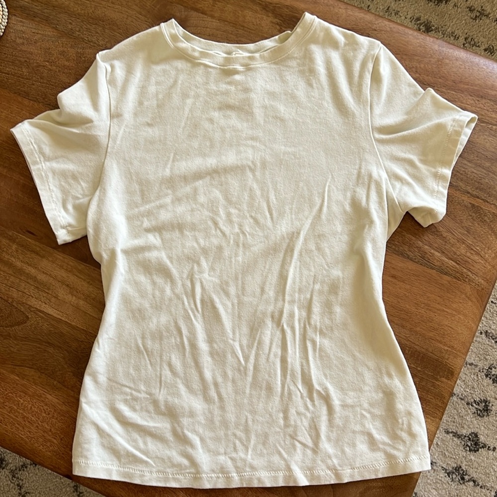SKIMS T-shirt
